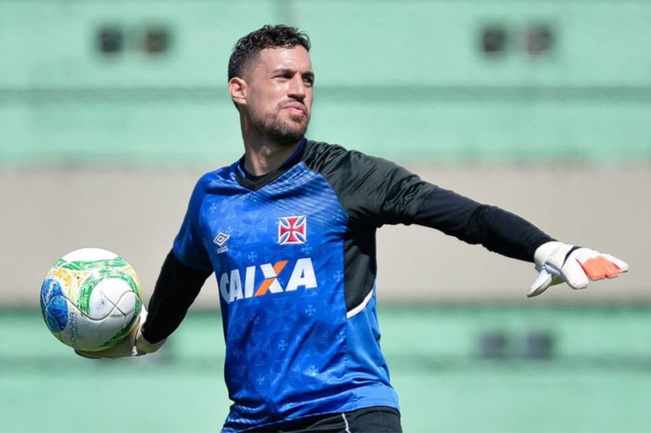 Blog do Garone: Em seu terceiro ano de Vasco, Martin Silva poderá alcançar marcas importantes no clube