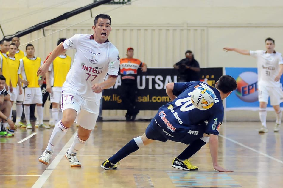 Vinícius deixou o seu na decisão da Liga Futsal (Foto: Luciano Bergamaschi/CBFS)