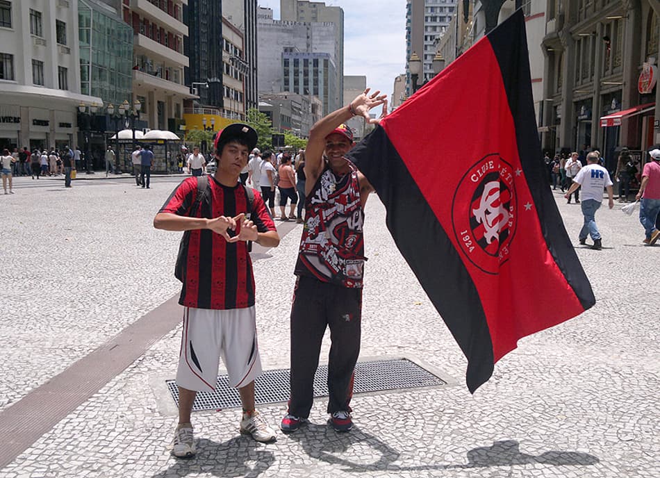 Climão Atlético-PR x Flamengo em Curitiba (Foto: Pedro Barboza)