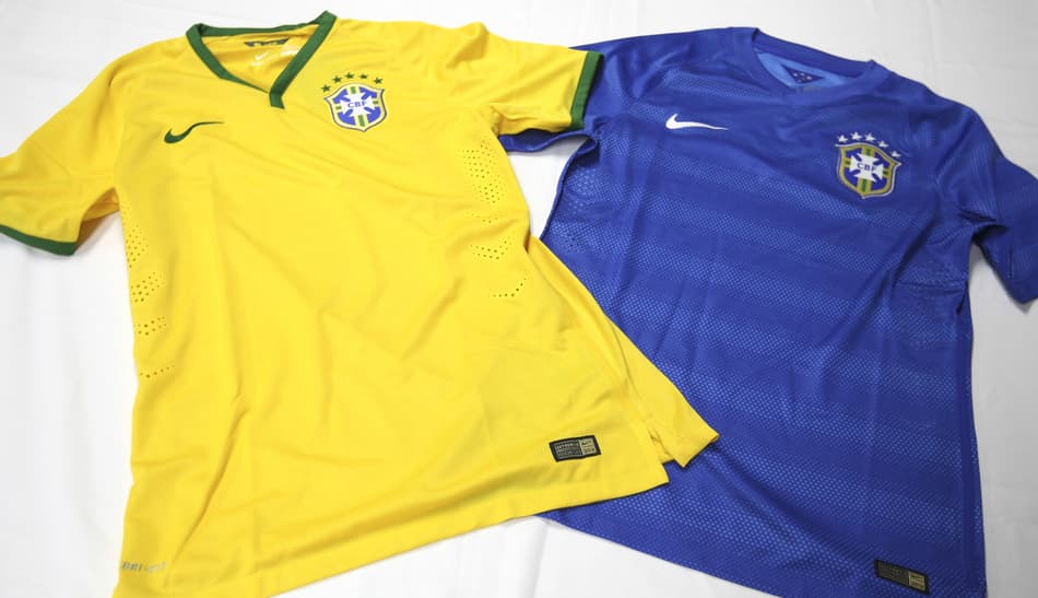 Confira a nova camisa azul da Seleção (Foto: Alvaro Rosa/LANCE!Press)