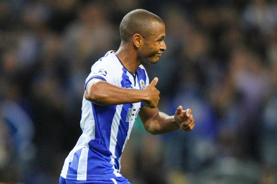 Yacine Brahimi - Porto x Bate (Foto: Miguel Riopa/ AFP)