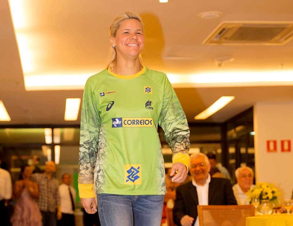 ASICS apresenta os novos uniformes da Confederação Brasileira de Handebol (Foto: Divulgação/ ASICS)