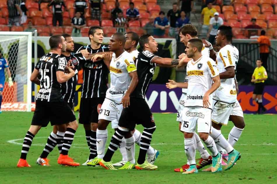 Botafogo x Corinthians - Campeonato Brasileiro (Foto: Edmar Barros/Futura Press)