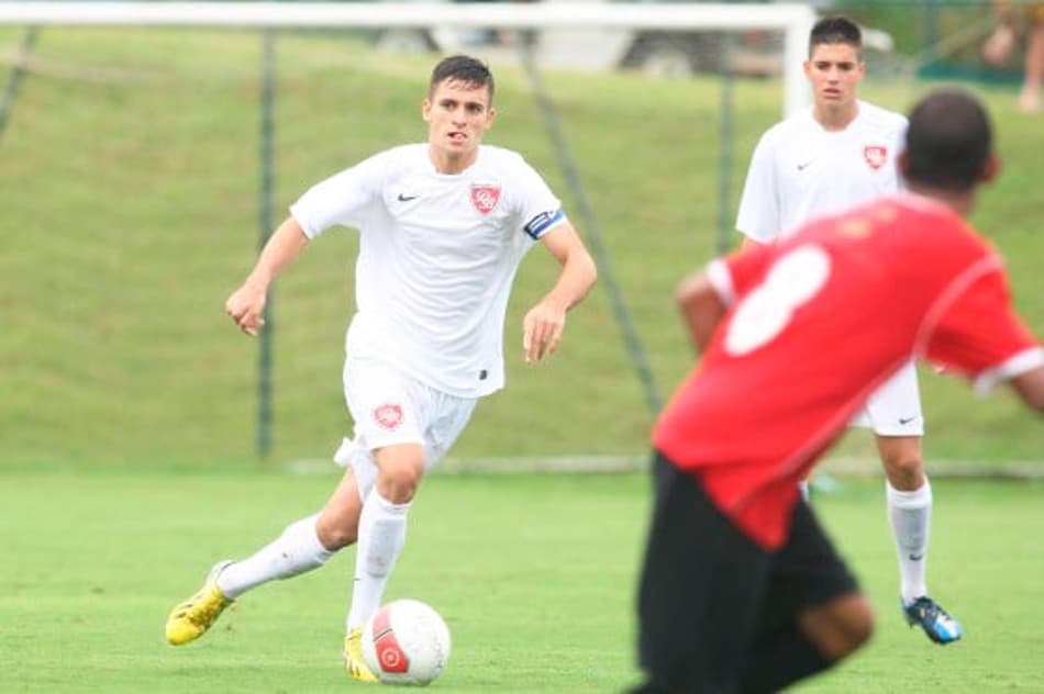 Arthur Bonaldo - Estoril (Foto: Divulgação)