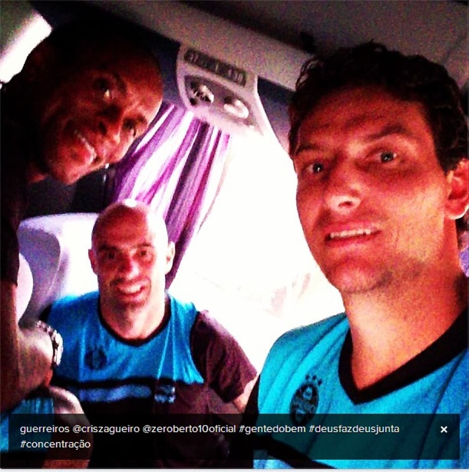 Elano postou foto no Instagram com Cris e Zé Roberto; Trio é pilar dos experientes do Grêmio (Foto: Reprodução)