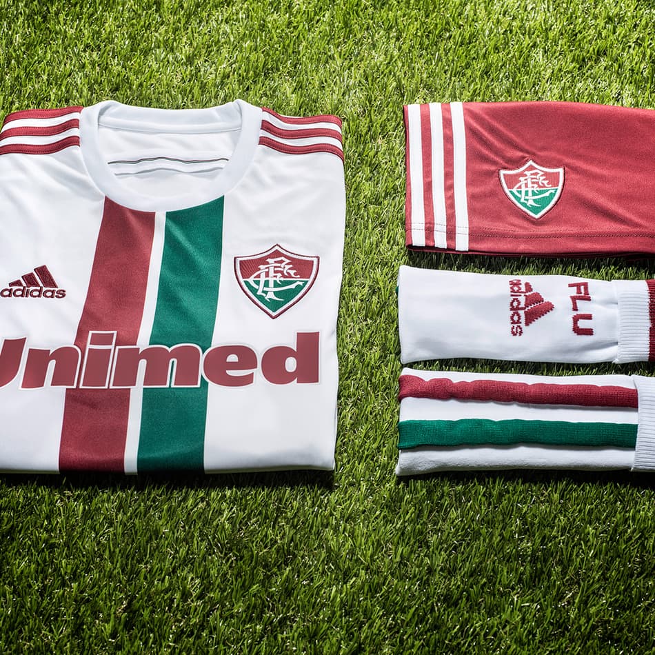Adidas e Flu apresentam nova camisa do Fluminense