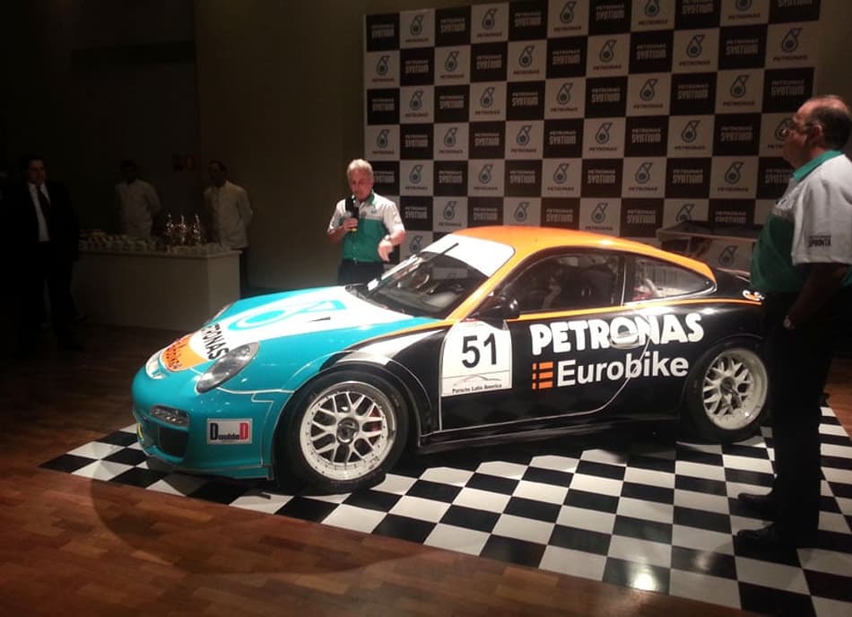 Otávio Mesquita e seu Porsche da GT3 Cup (Foto: Felipe Domingues)