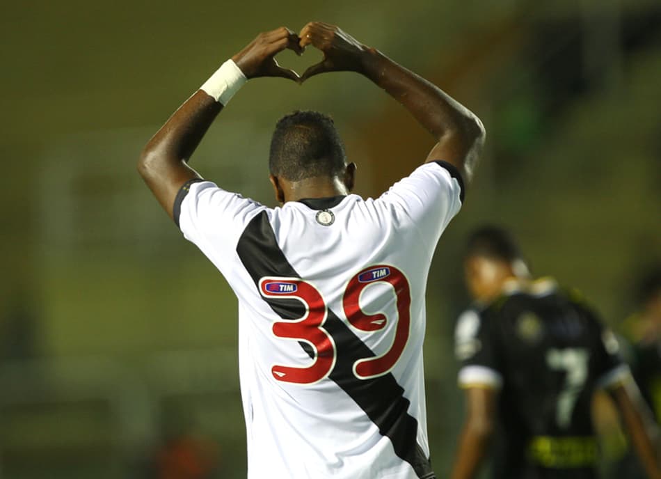 Após 'sumiço' de Thalles, assessoria do jogador dá versão sobre o caso