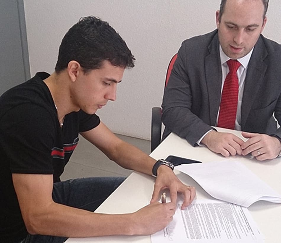 Nilmar é anunciado pelo Internacional (Foto: Divulgação/Inter)