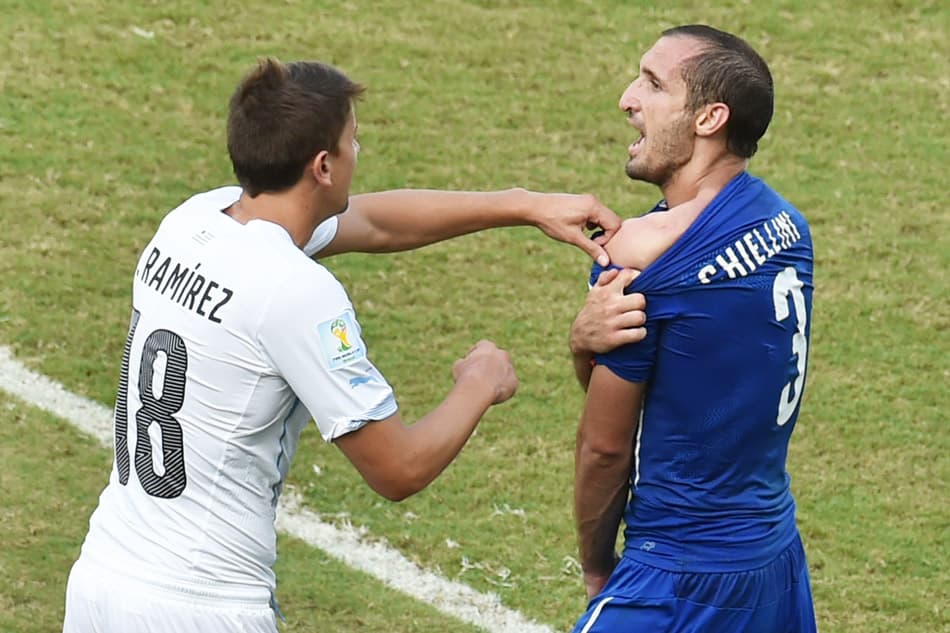 Itália x Uruguai - Giorgio Chiellini (Foto: Yasuyoshi Chiba/ AFP)