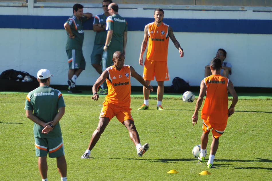 Henrique mostrou qualidade no treinamento do Fluminense (Foto: Moyses Ferman/Photocamera)