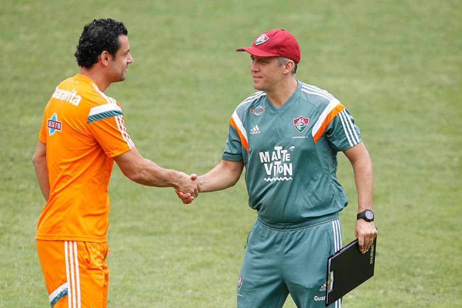 Pressão da torcida do Palmeiras não mete medo em Eduardo Baptista