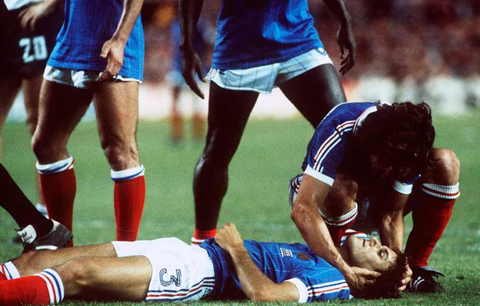 Francês lesionado (Foto: Arquivo LANCE!)