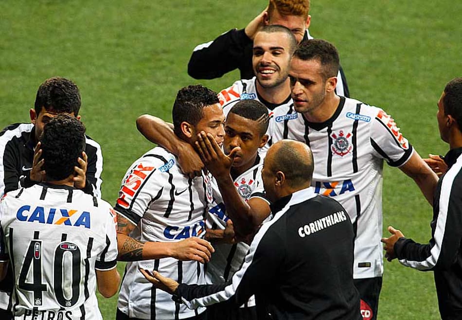 Corinthians surpreende líder Cruzeiro e vence no Mineirão (Foto:Gil Leonardi/LANCE!Press)