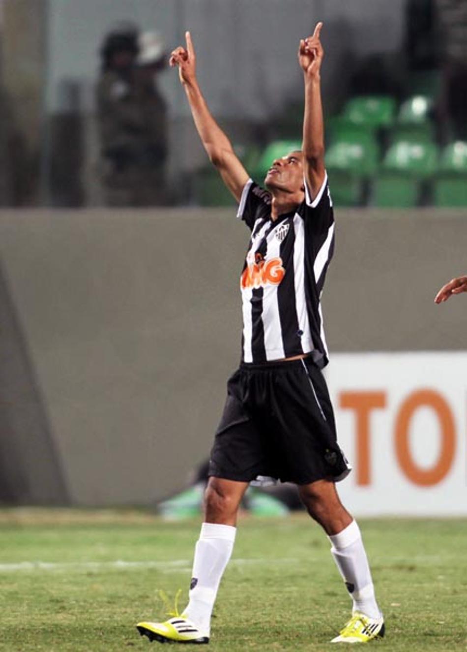Atlético-MG x Internacional - Campeonato Brasileiro - Gol do Leonardo Silva (Foto: Gil Leonardi)
