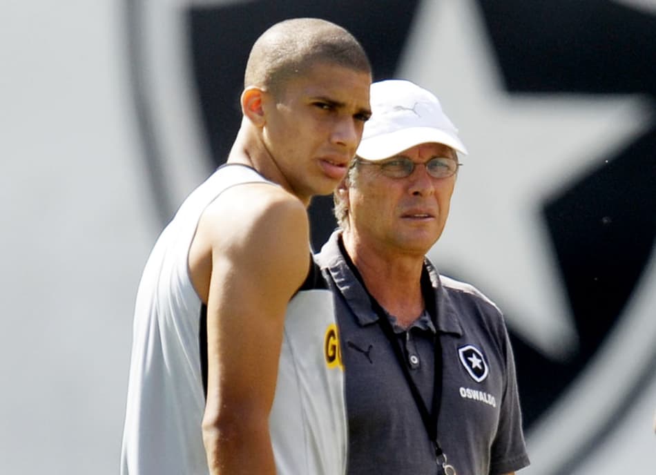 Oswaldo e Dória - Botafogo (Foto: Alexandre Loureiro)