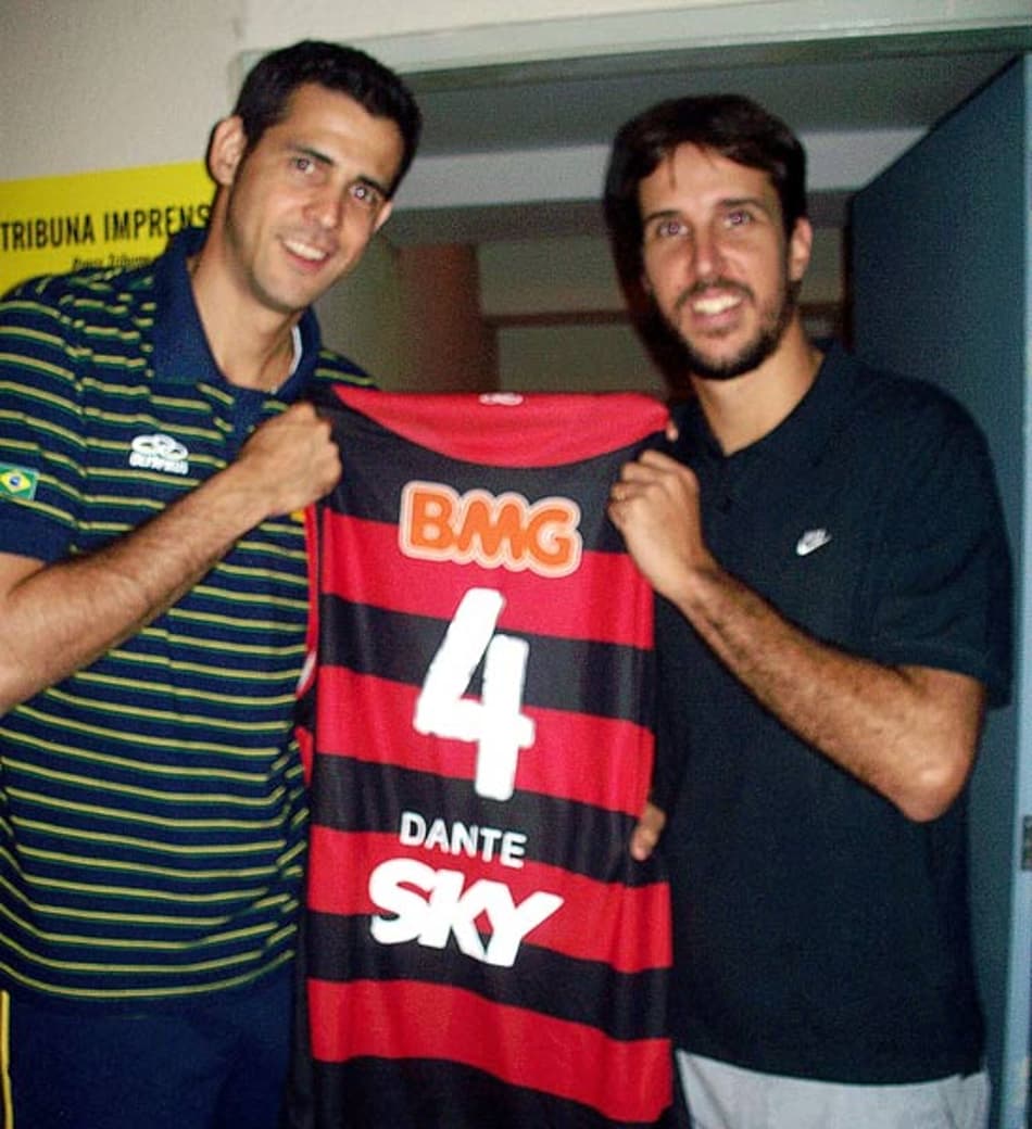 Marcelinho e Dante (Foto: Divulgação)