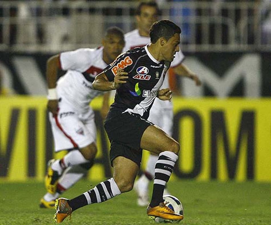 Vasco x Atlético-GO - Campeonato Brasileiro - Eder Luis (Foto: Cleber Mendes)
