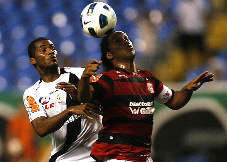 Goianos fazem filas para ver treino do Flamengo