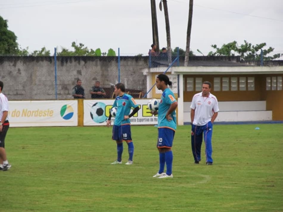Felipão confirma Wellington Paulista no time titular