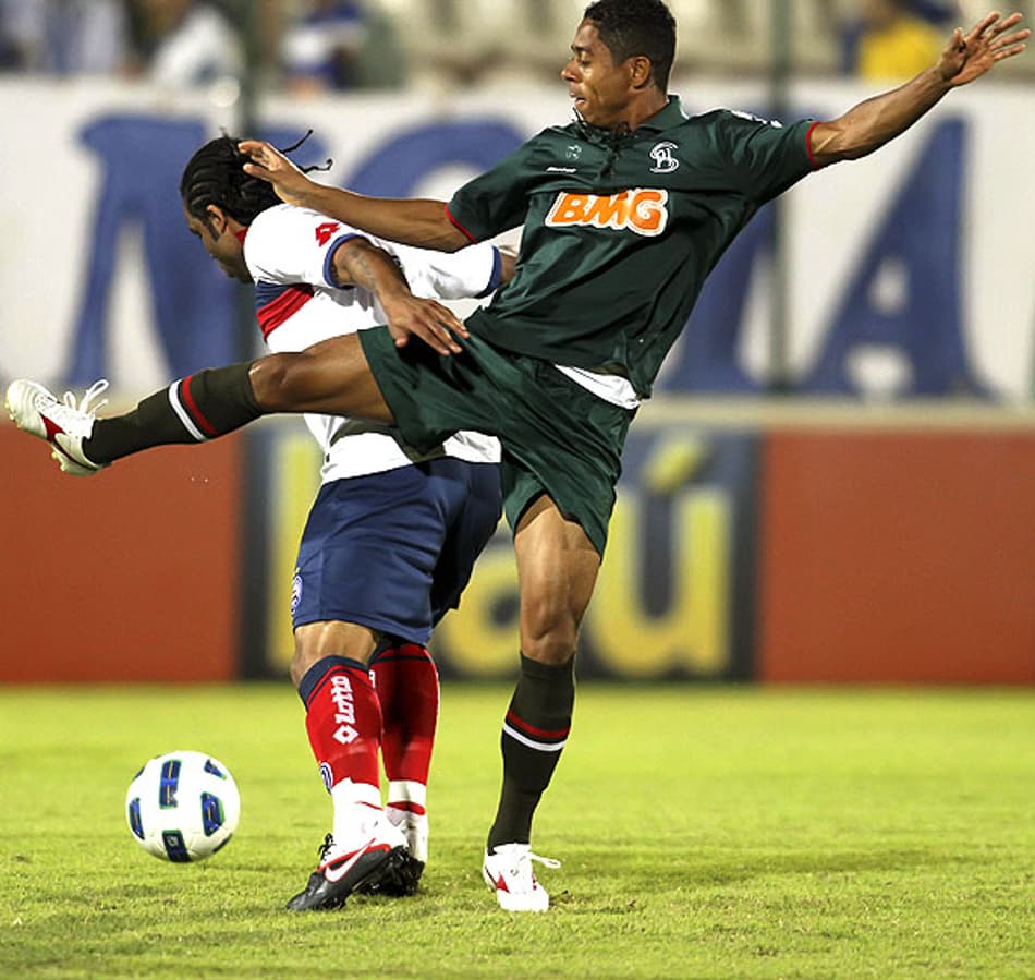 Marquinhos Paraná - Cruzeiro x Bahia (Foto: Gil Leonardi)