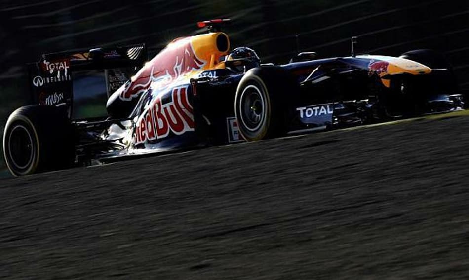 Neymar comemora gol marcado sobre a Costa Rica