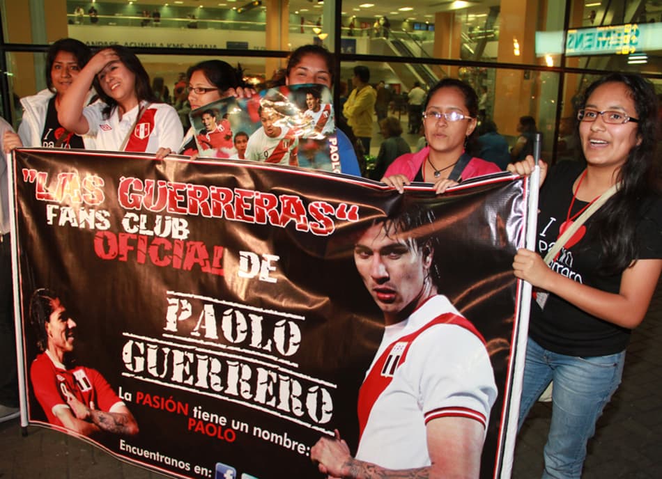 Tito Vilanova recebe alta e deixa o hospital após operação