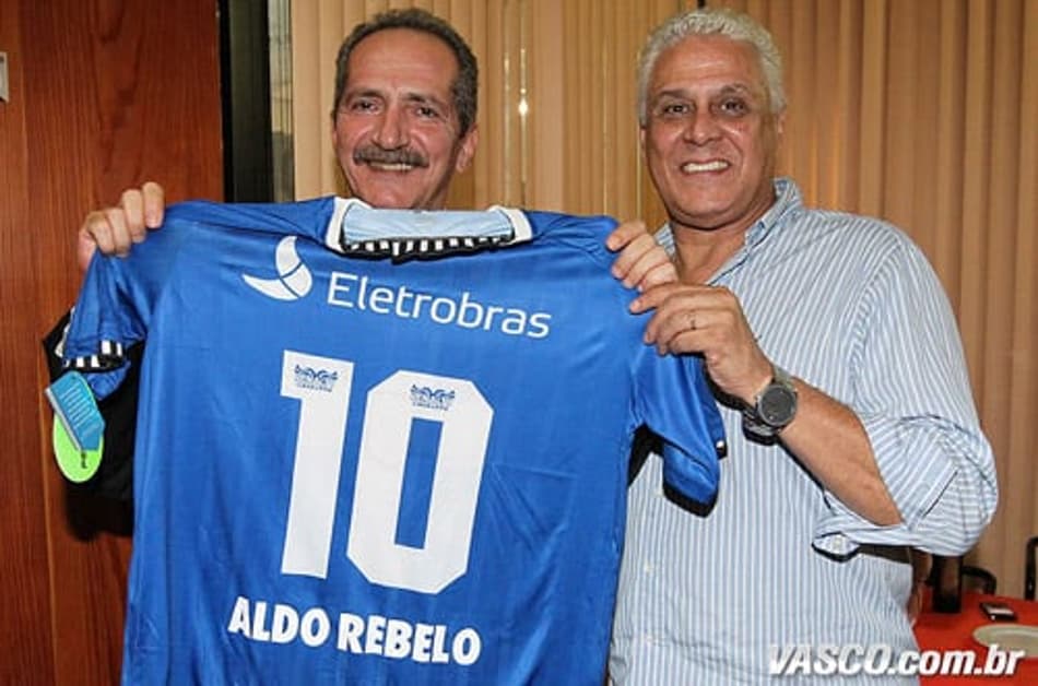 Felipe diz que fica no Vasco e rechaça clima ruim no clube