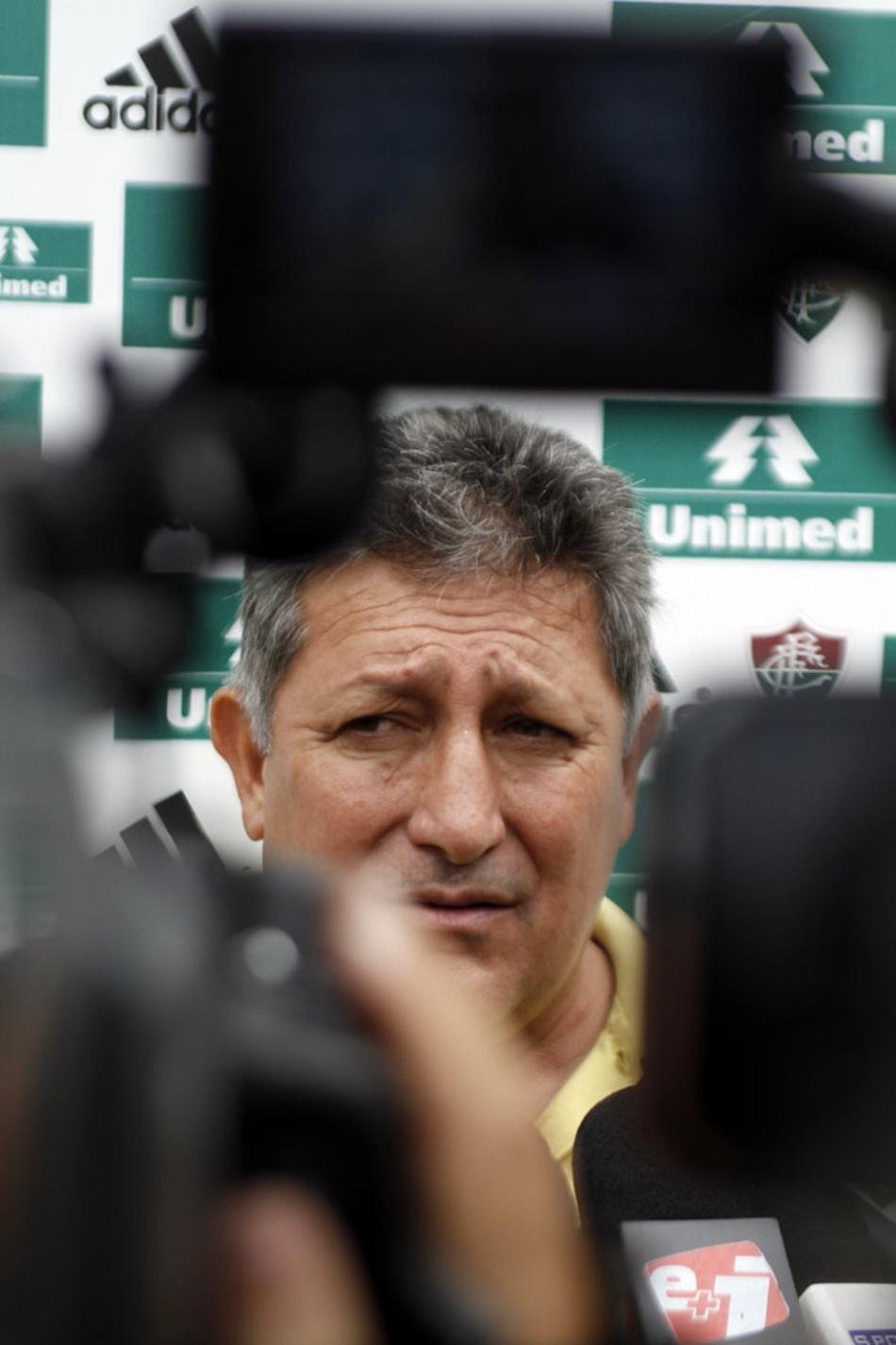 Vitória do Atlético-PR no clássico motiva Dalton