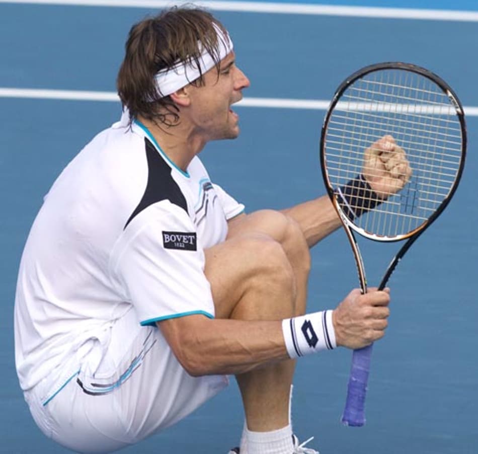 Ferrer passa com tranquilidade por Isner e encara Murray em Melbourne