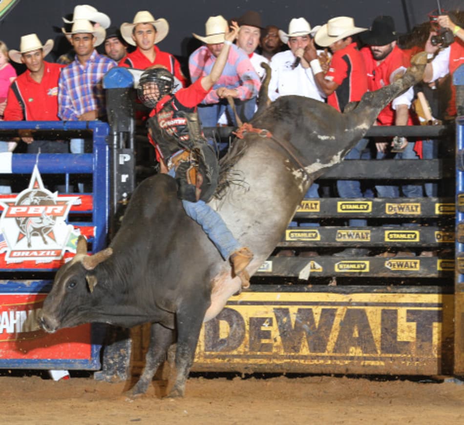 Brahma Super Bull PBR premia Edevaldo Ferreira com R$ 1 milhão (Foto: Divulgação)