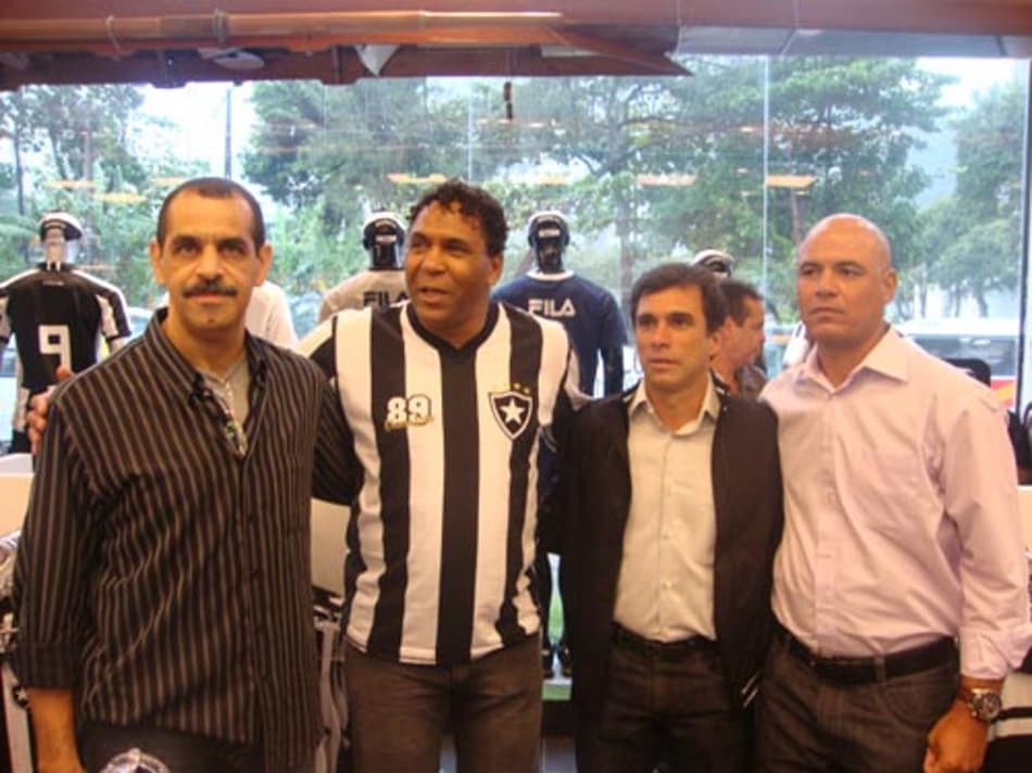 Kleberson elogia chegada de Renato Gaúcho