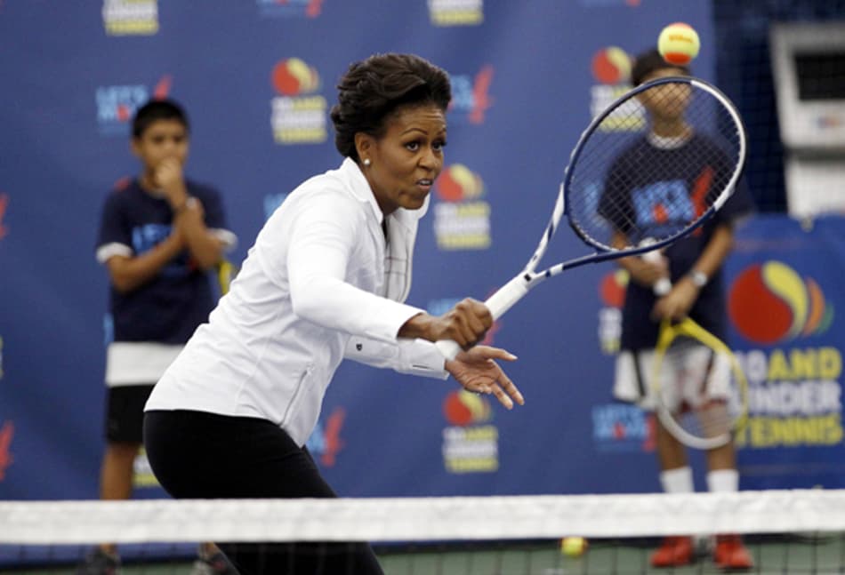 Felipão elogia e comemora permanência de Valdivia