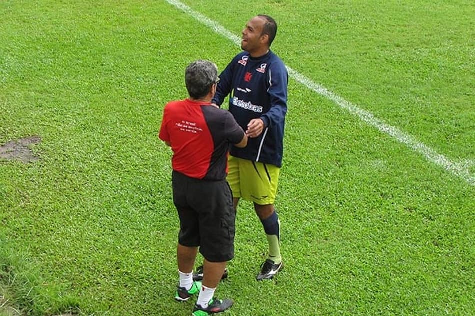 Petraglia comemora papel da Arena da Baixada na Copa-14
