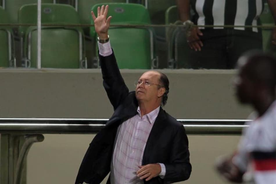 Alecsandro festeja boa fase e exalta trabalho do grupo