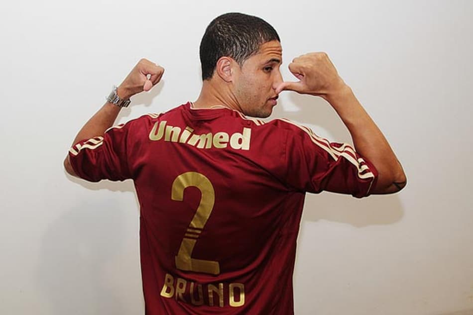 Goiás não foi procurado pelo Inter para liberar Douglas