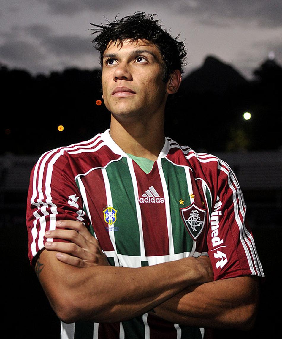 Ciro é apresentado no Fluminense (Foto: Bruno de Lima)