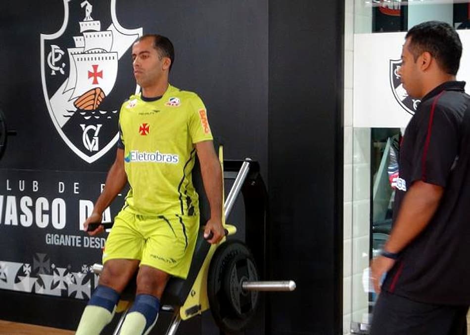 Felipe treina em São Januário visando clássico de domingo
