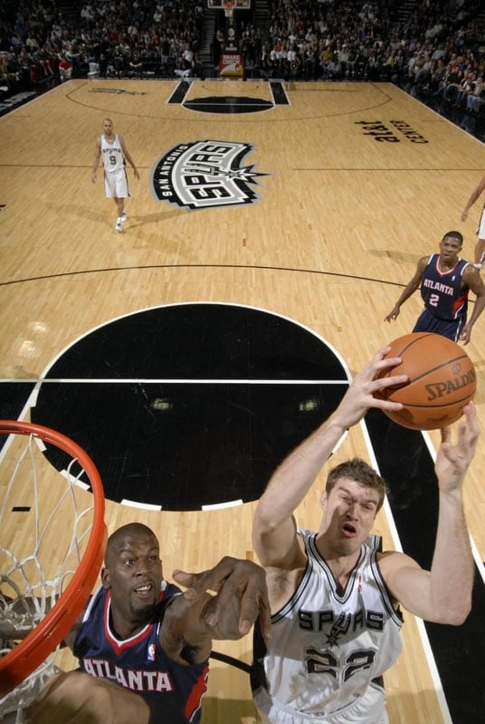 Splitter: 'Hoje, tenho mais confiança, me sinto importante para o time'