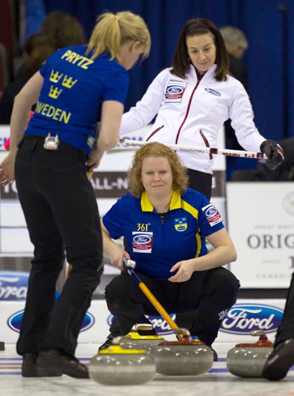 Uberlândia vence Lanús na estreia do Torneio Interligas