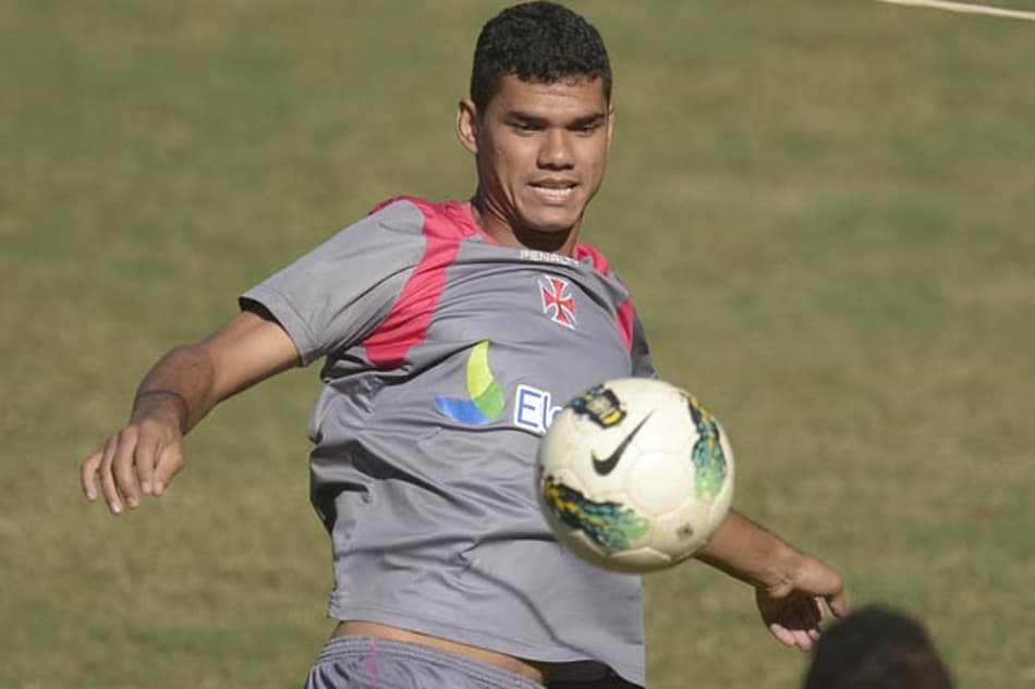Brasileiro Scott Machado assinará com o Houston