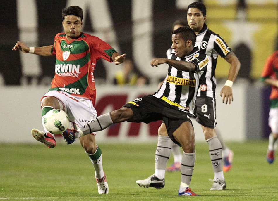 Contra a Lusa, Vitor Júnior quer esquecer drama e voltar a brilhar