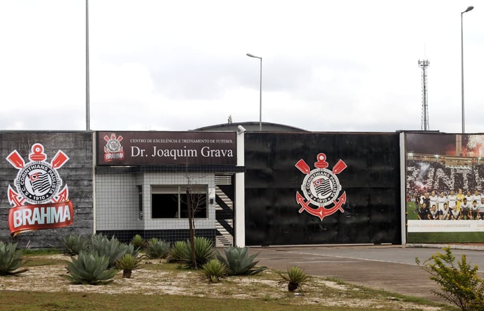 pintura nova do CT do Corinthians (Foto: Reginaldo CAstro/ LANCE!Press)