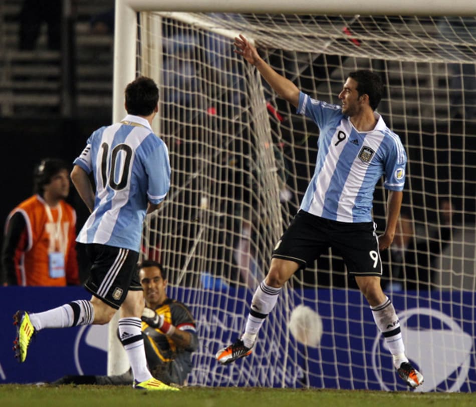 Deputado encomenda estudo sobre exigências da Fifa