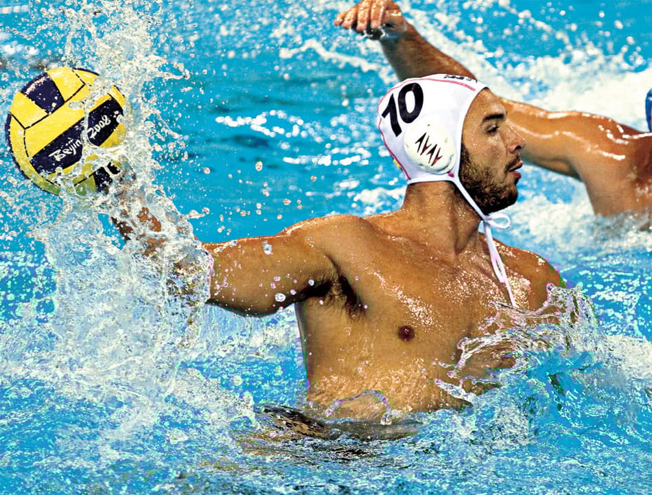 Felipe Perrone defende a Espanha (Foto: EFE)