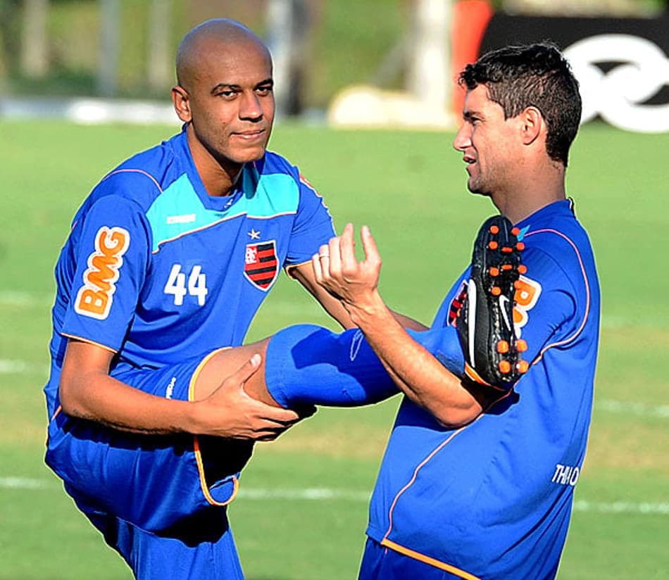 Alex Silva e Thiago Neves (Foto: Alexandre Vidal/Fla Imagem)