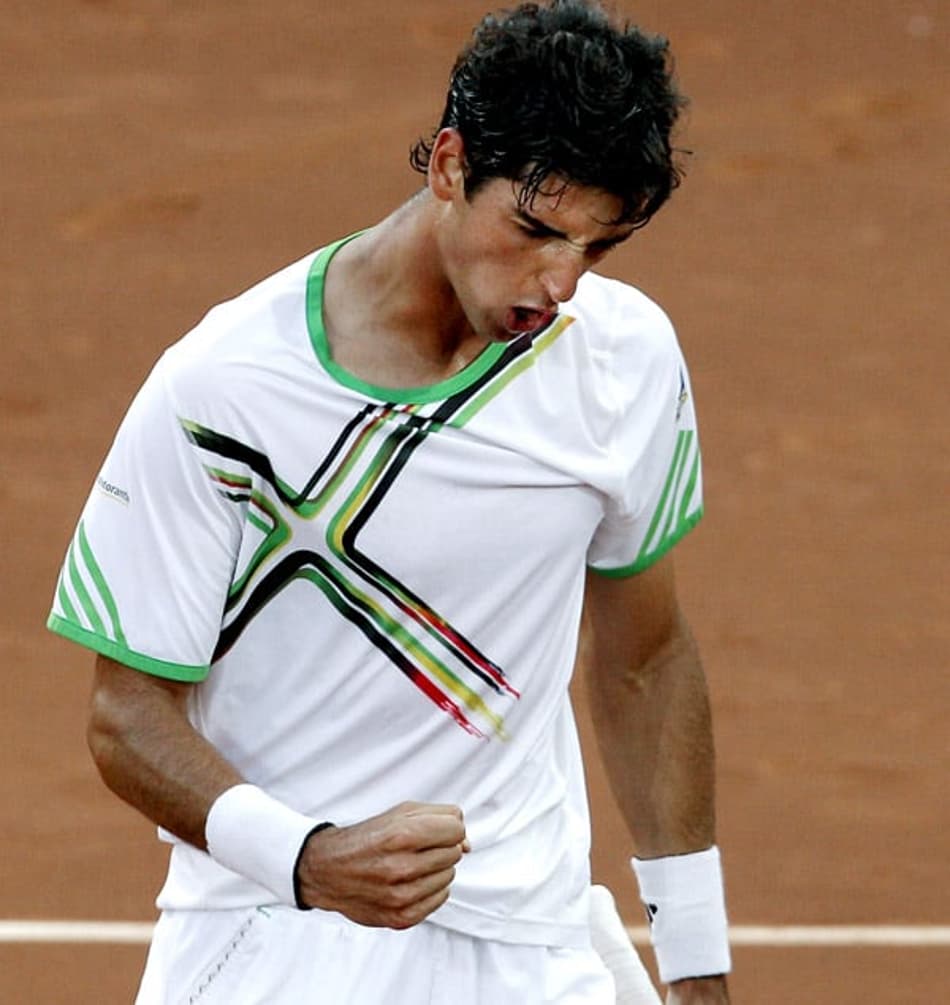 Bellucci comemora vitória sobre Andy Murray no Masters 1.000 de Madrid (Foto: JuanJo Martin/EFE)