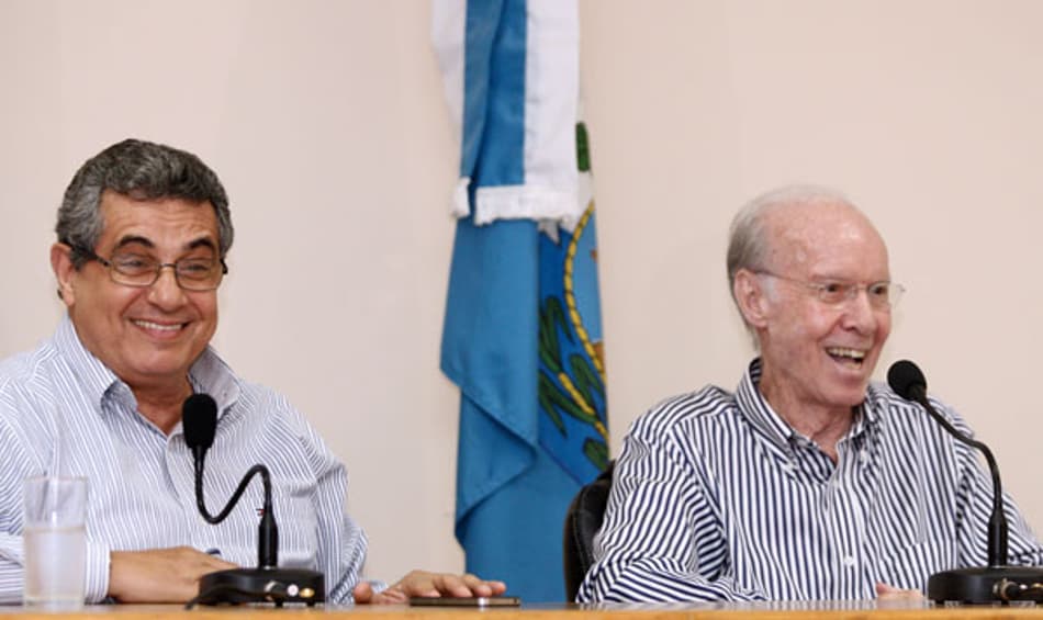 Rubens Lopes e Zagallo (Foto: Úrsula Nery/Agência Ferj)
