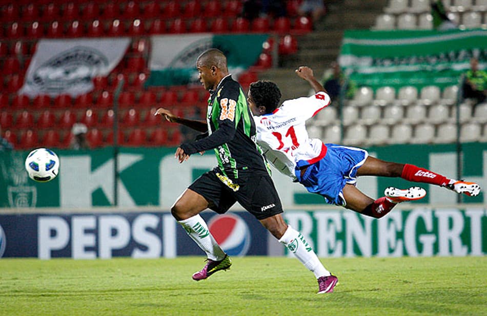 Torcedores do Baraúnas e Potiguar se unem pelo 'Salve o Nogueirão'