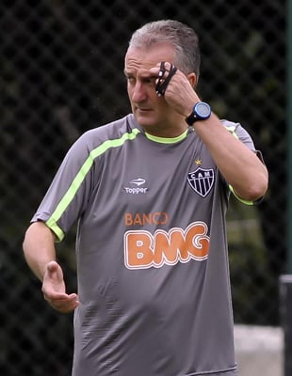 Paraná e Lusa empatam em partida movimentada